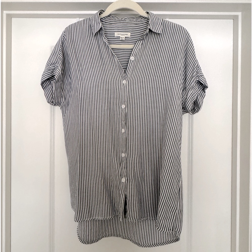 Beachlunchlounge Collection striped shortsleeve button down shirt